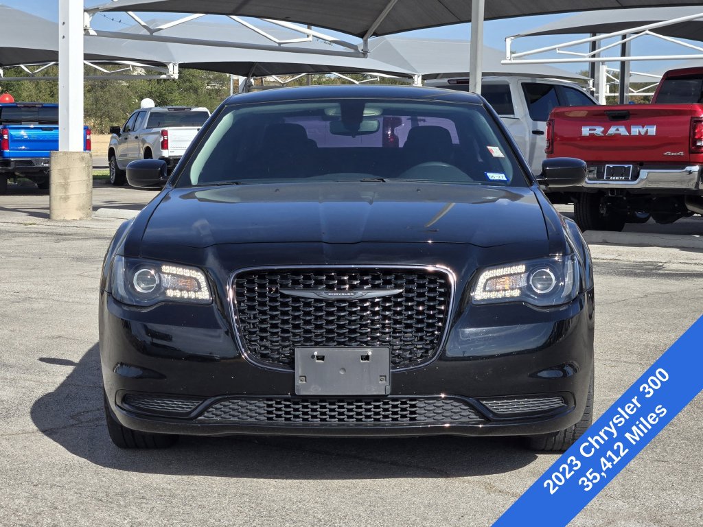 2023 Chrysler 300