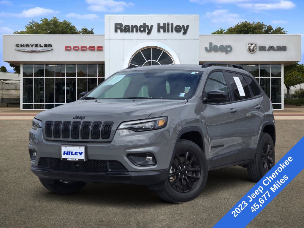 2023 Jeep Cherokee Altitude Lux