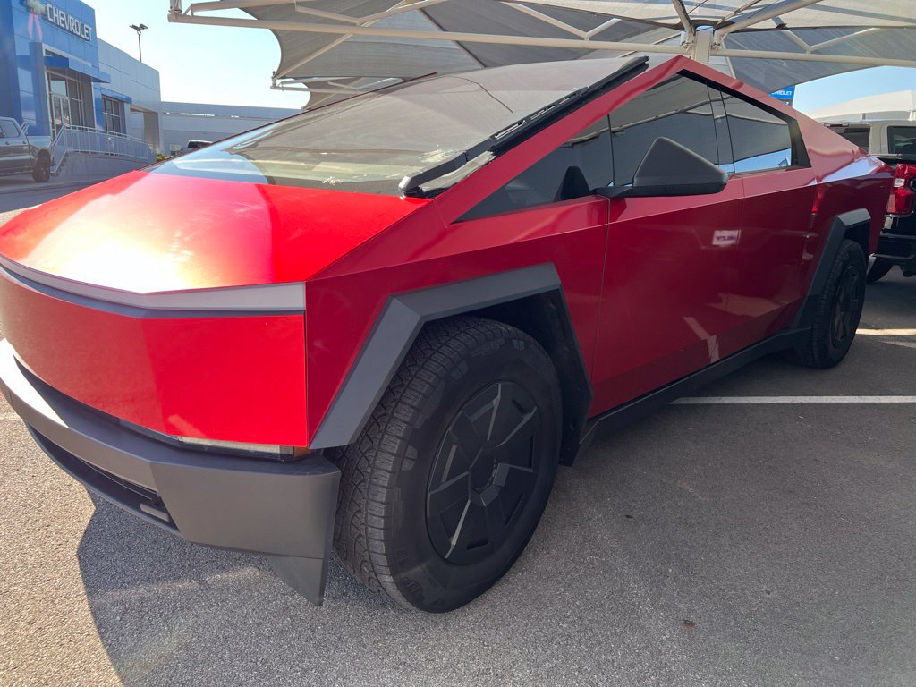2025 Tesla Cybertruck Base