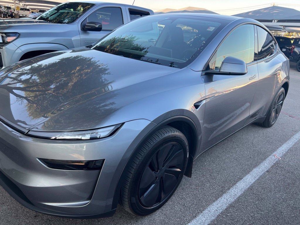 2026 Tesla Model Y Premium
