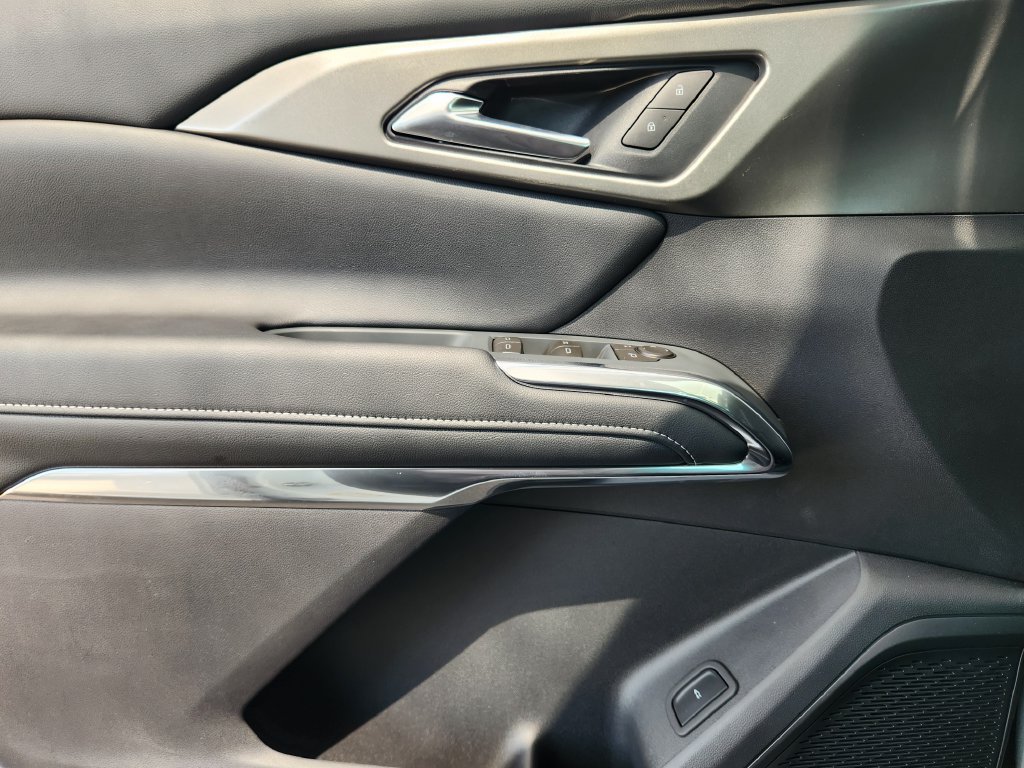 2027 Chevrolet Traverse LT - Photo 16