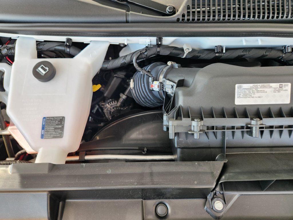 2026 Chevrolet Express Cargo Work Van - Photo 19