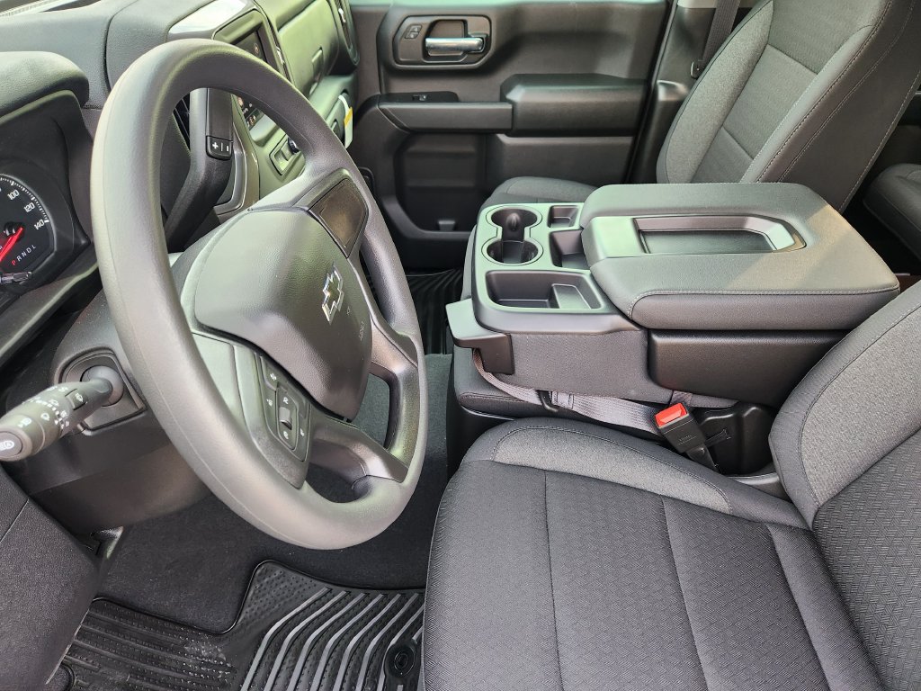 2026 Chevrolet Silverado 2500 HD Custom - Photo 10