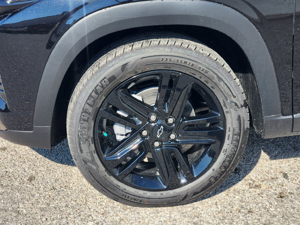 2026 Chevrolet Trax Activ - Photo 8