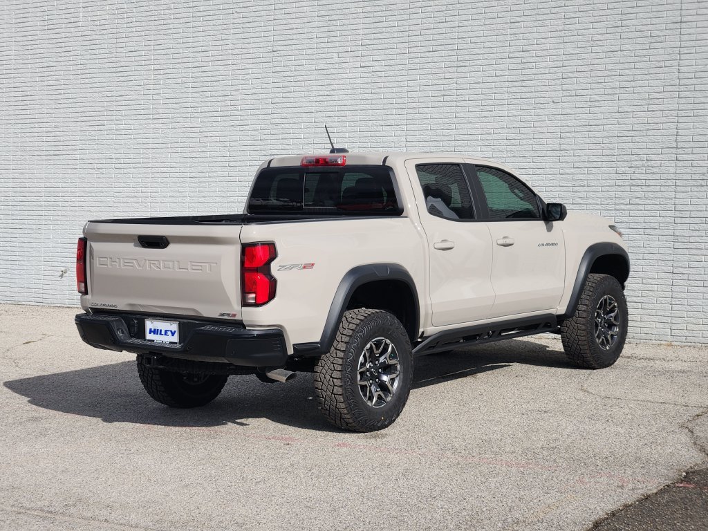 2026 Chevrolet Colorado ZR2 - Photo 4
