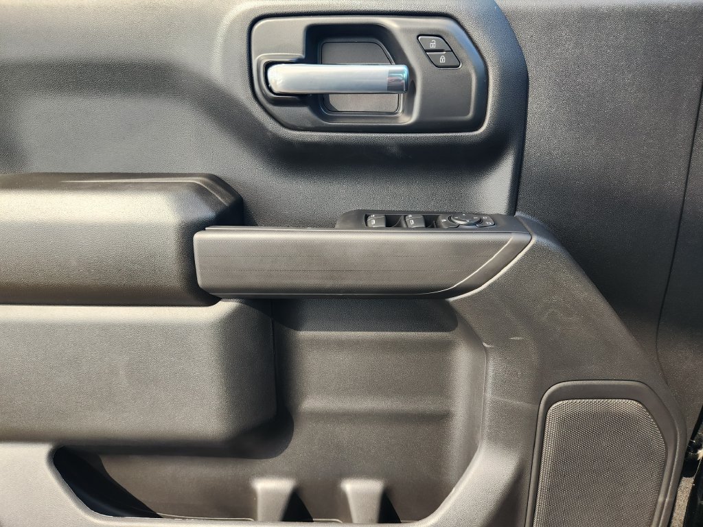 2026 Chevrolet Silverado 1500 Custom - Photo 17