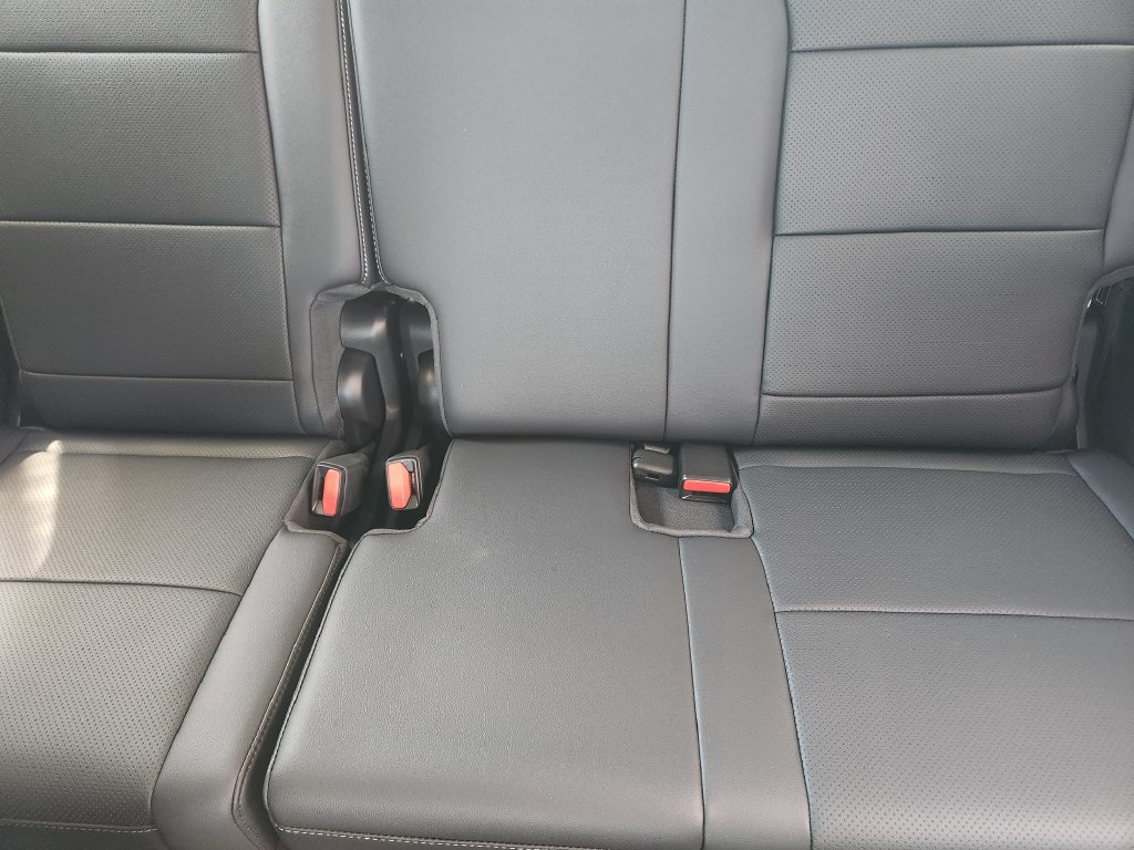 2027 Chevrolet Traverse LT - Photo 19
