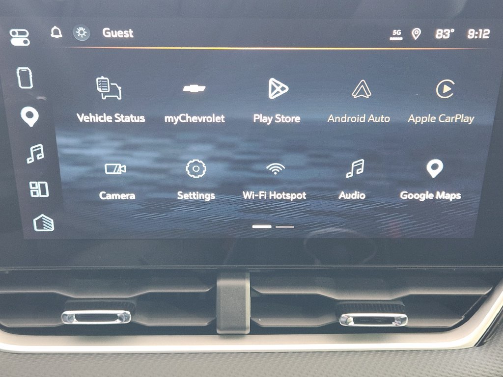 2027 Chevrolet Equinox LT - Photo 12