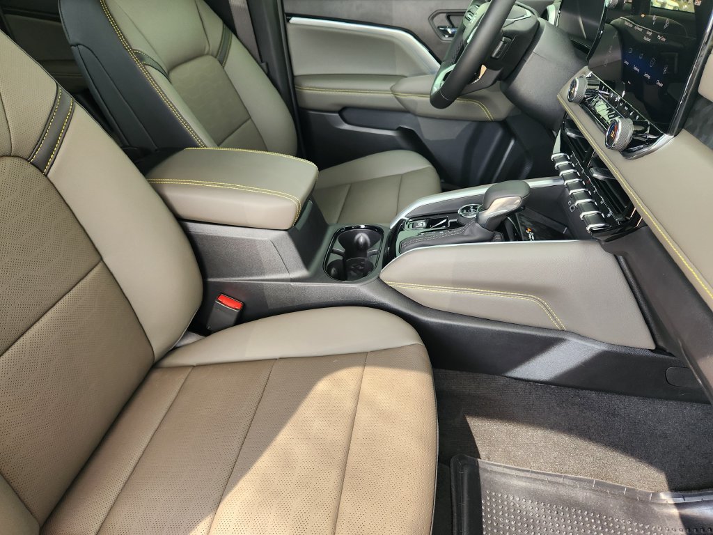 2026 Chevrolet Colorado ZR2 - Photo 9