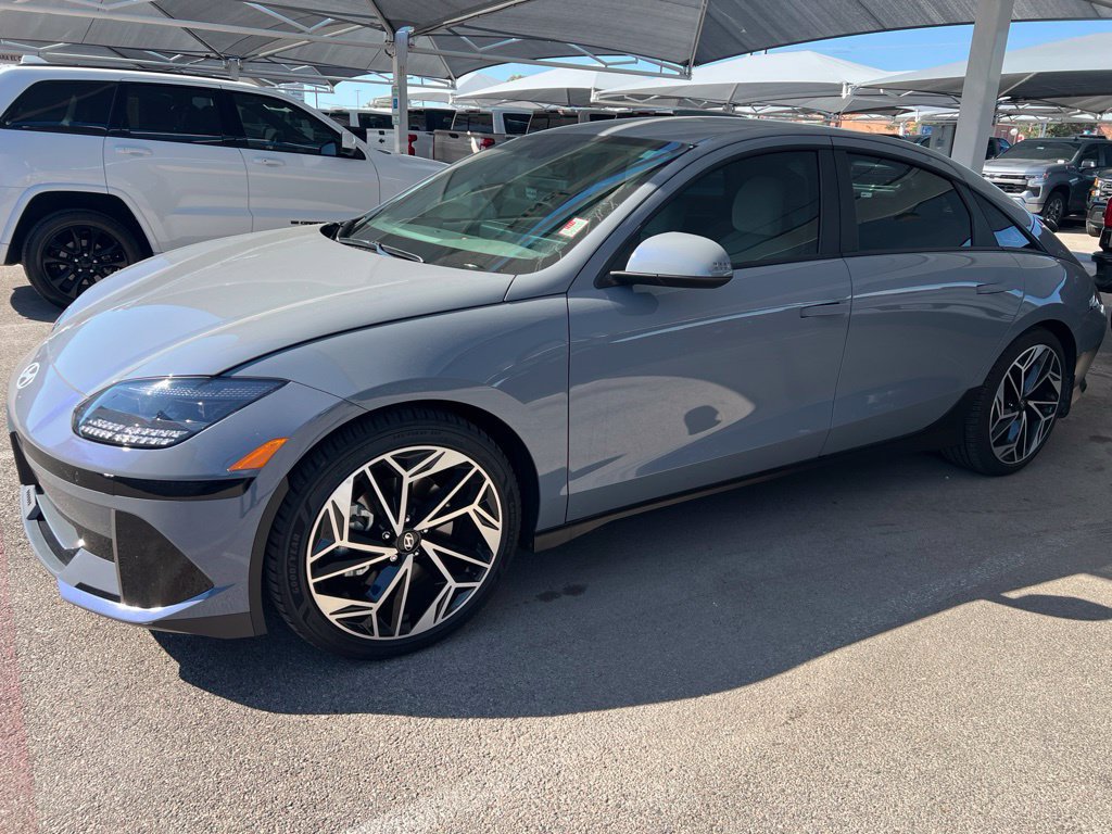  Hyundai IONIQ 6