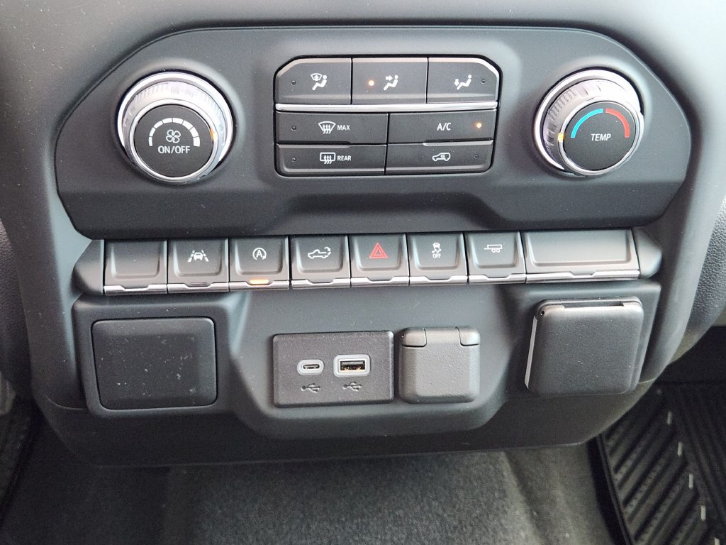 2026 Chevrolet Silverado 1500 Custom - Photo 15