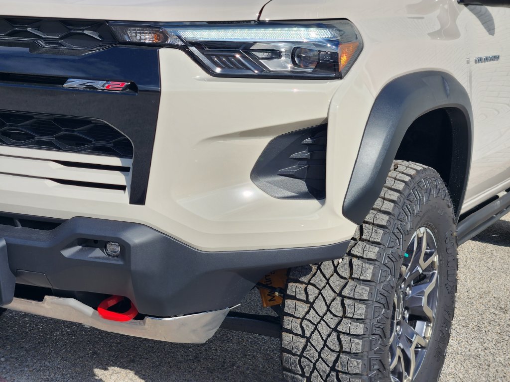 2026 Chevrolet Colorado ZR2 - Photo 6