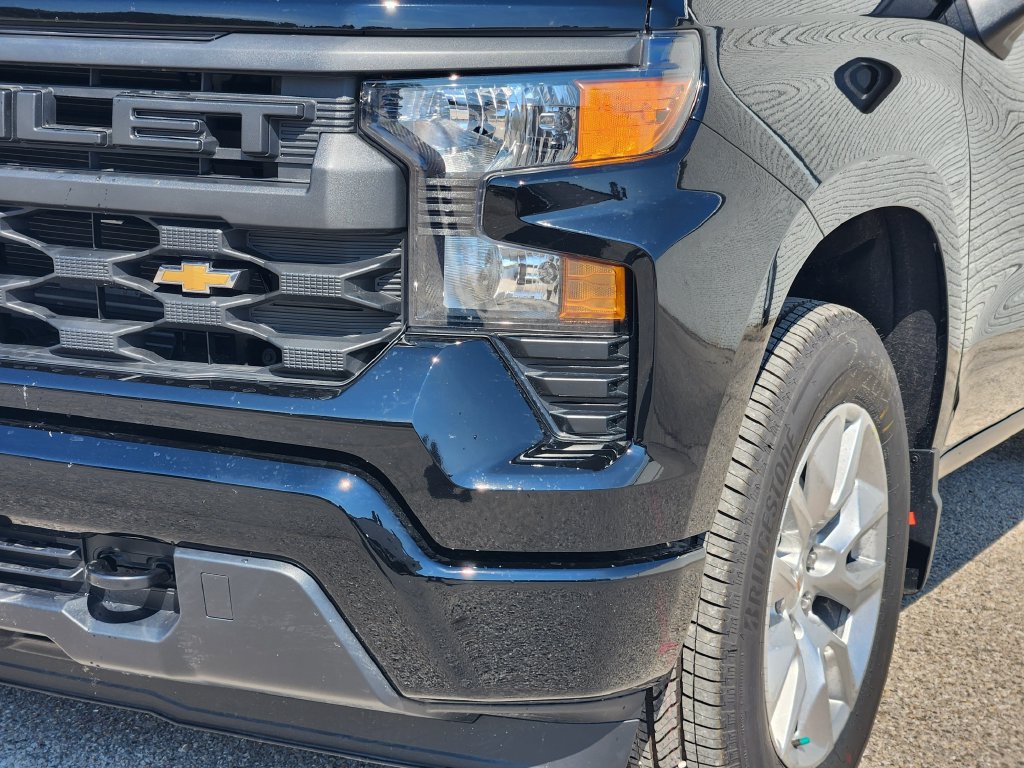 2026 Chevrolet Silverado 1500 Custom - Photo 6