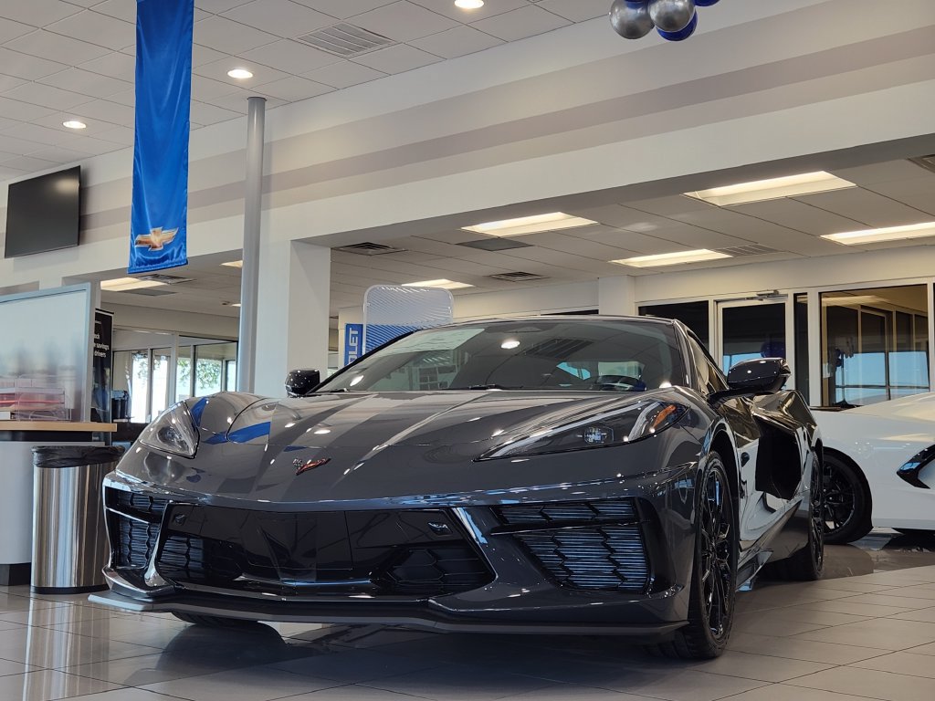 2027 Chevrolet Corvette 2LT