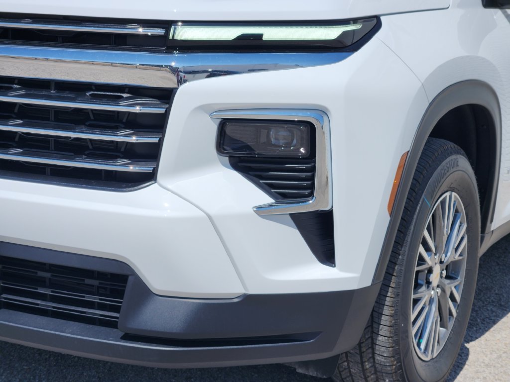 2027 Chevrolet Traverse LT - Photo 6