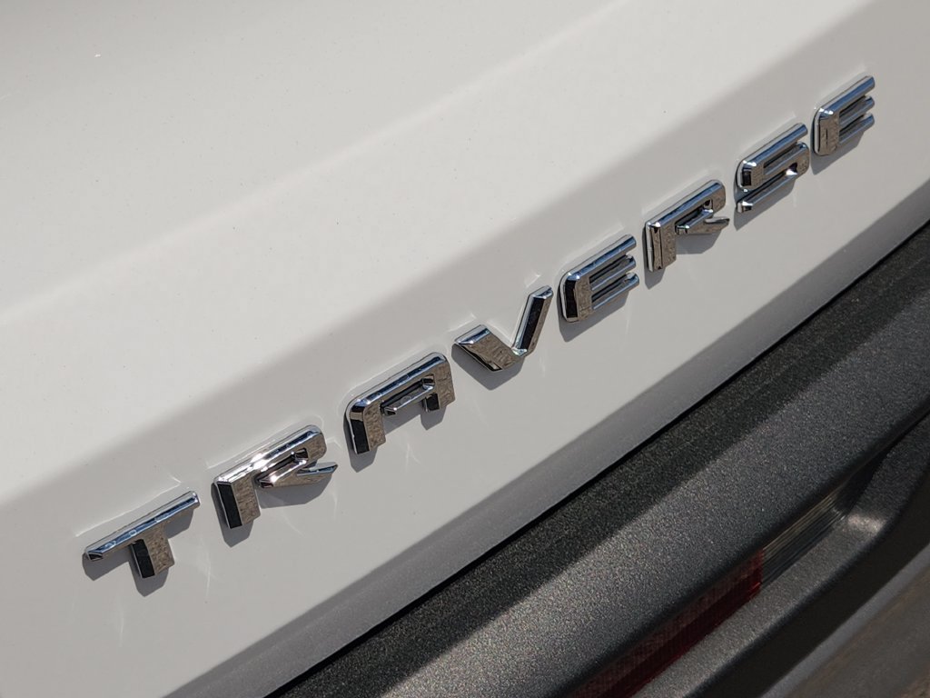 2027 Chevrolet Traverse LT - Photo 7