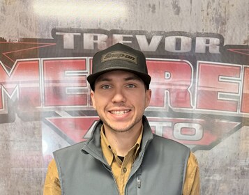 Staff member Dylon deLeon from ID_b48bff119e4b