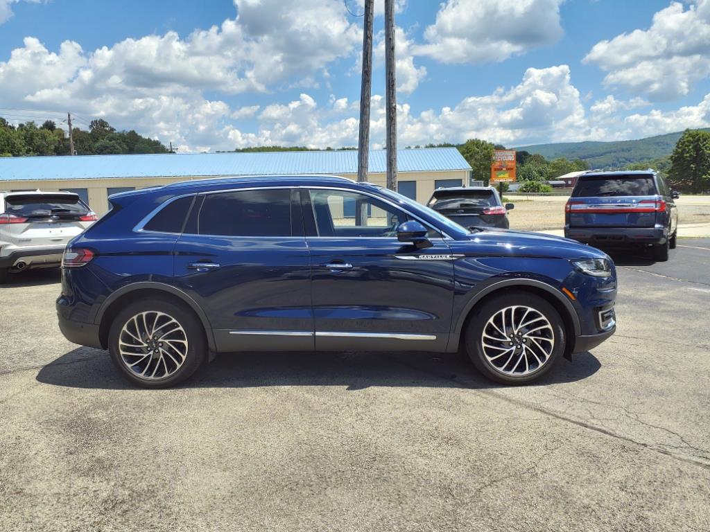 Used 2019 Lincoln Nautilus Reserve with VIN 2LMPJ8L96KBL26097 for sale in Dunbar, PA