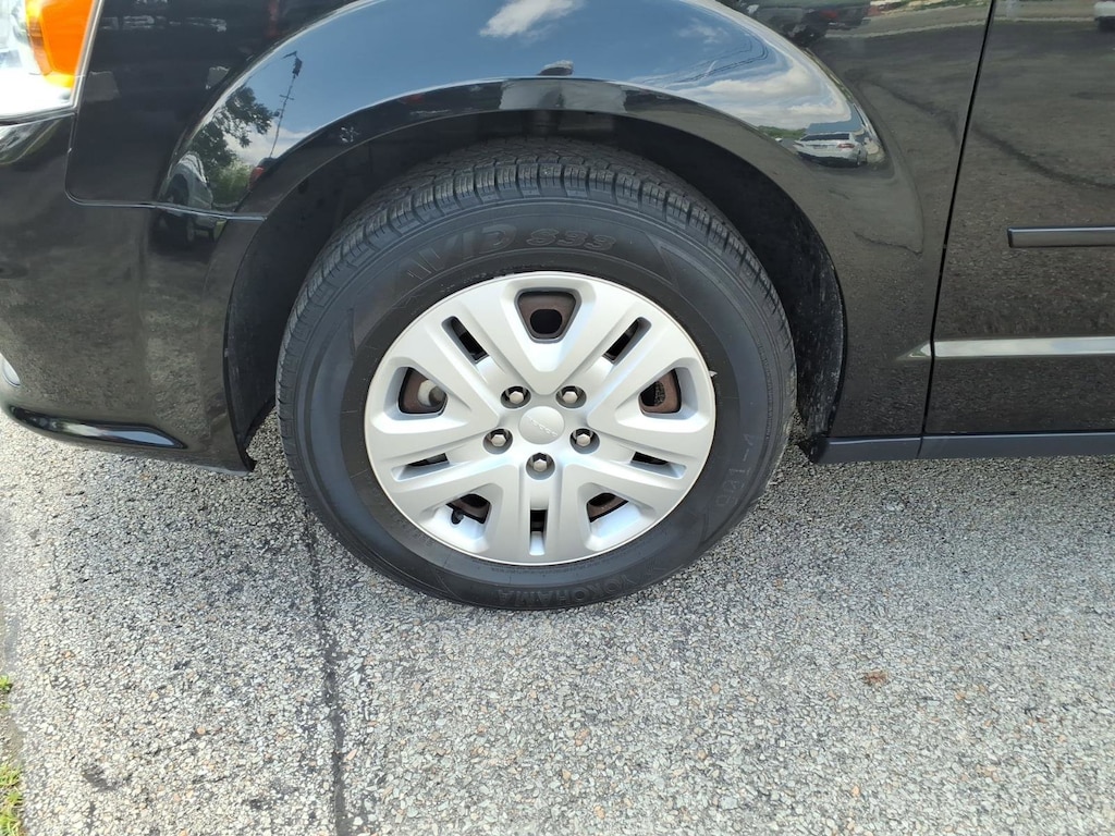 Used 2017 Dodge Grand Caravan SE Wagon