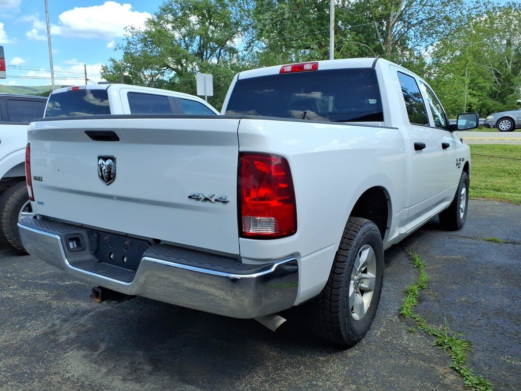 Used 2022 Ram 1500 Classic SLT SLT 4x4 Crew Cab 57 Box