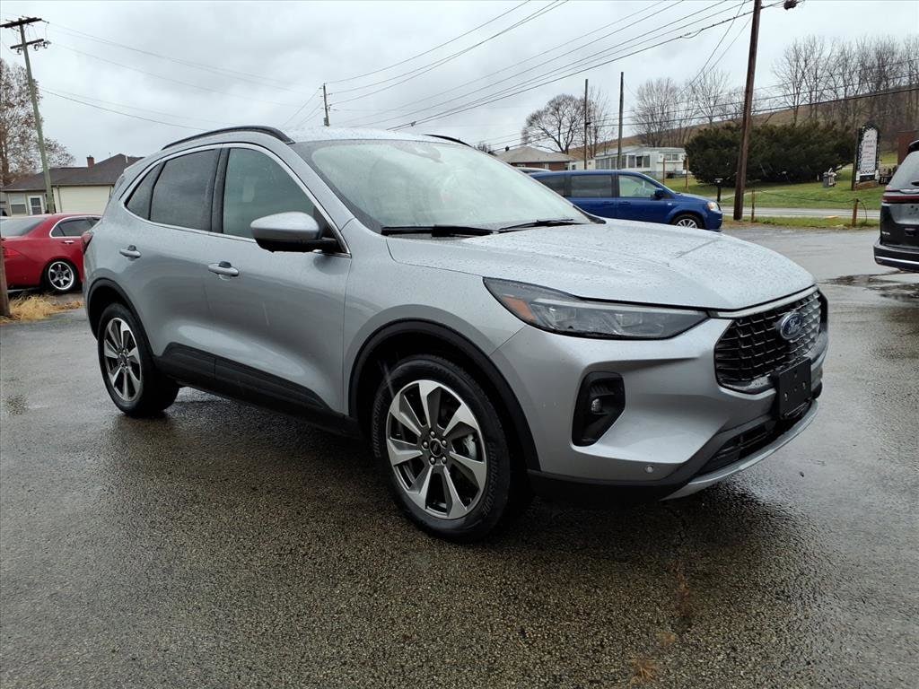 2024 Ford Escape Platinum