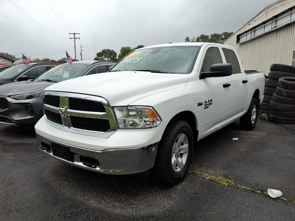 Used 2023 Ram 1500 Classic SLT SLT 4x4 Crew Cab 57 Box