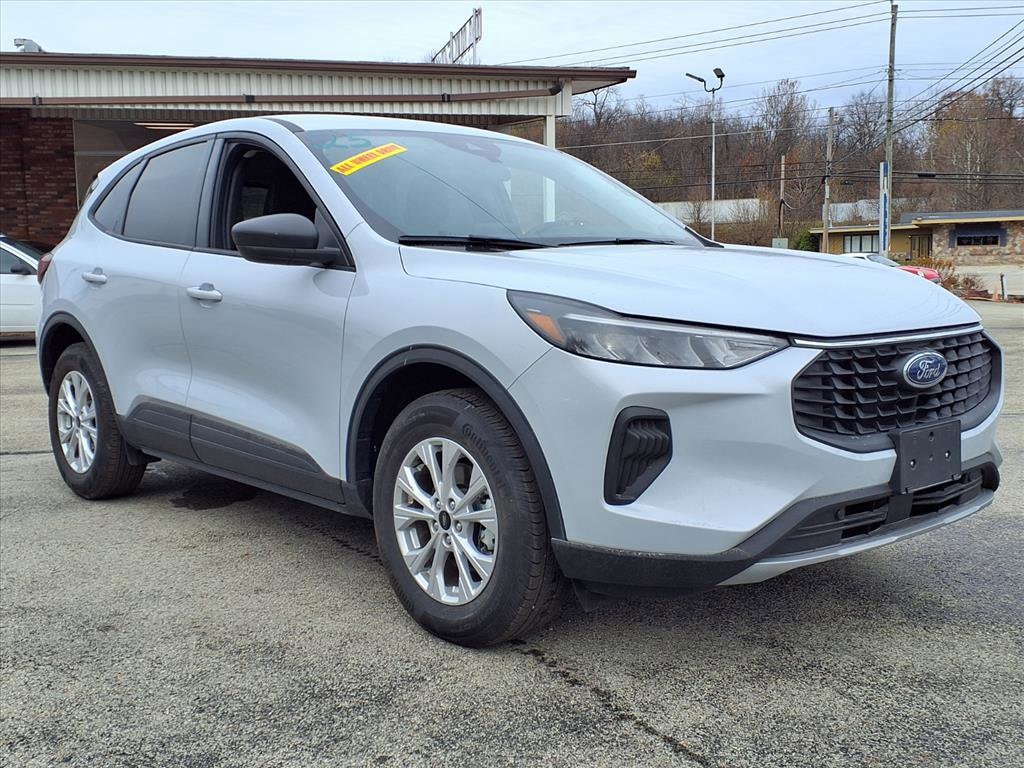 2025 Ford Escape Active's photo