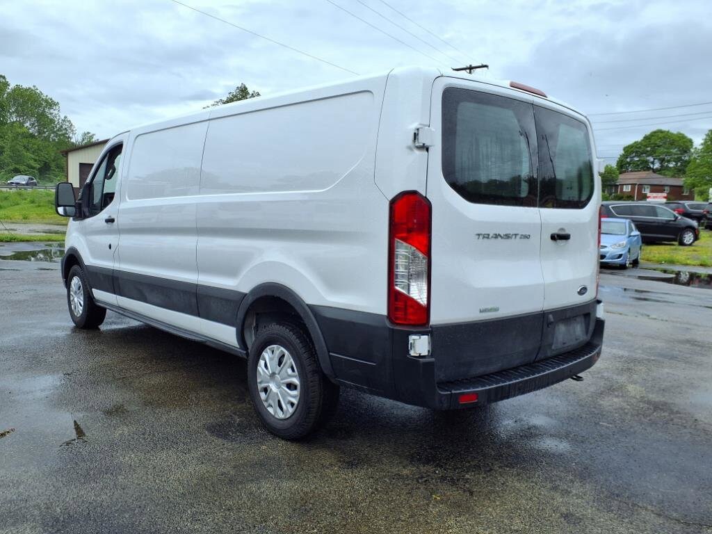 2021 Ford Transit Cargo Van photo 4