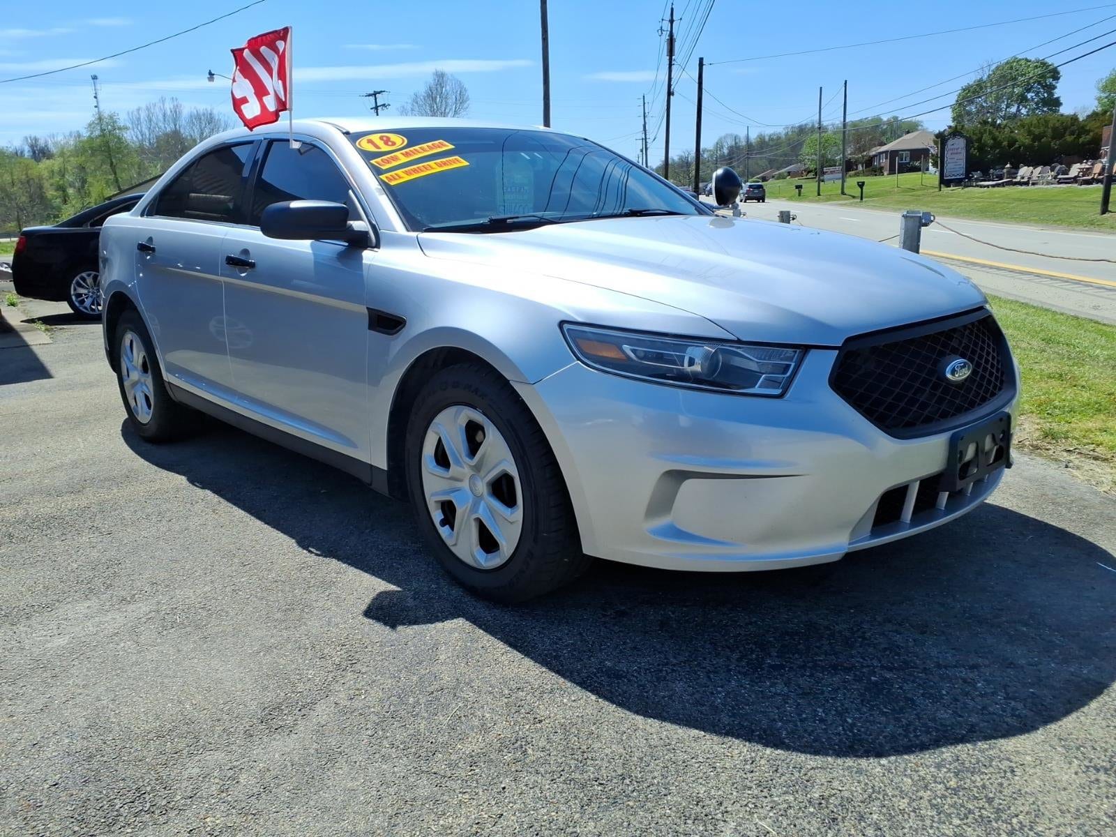 2018 Ford Taurus's photo