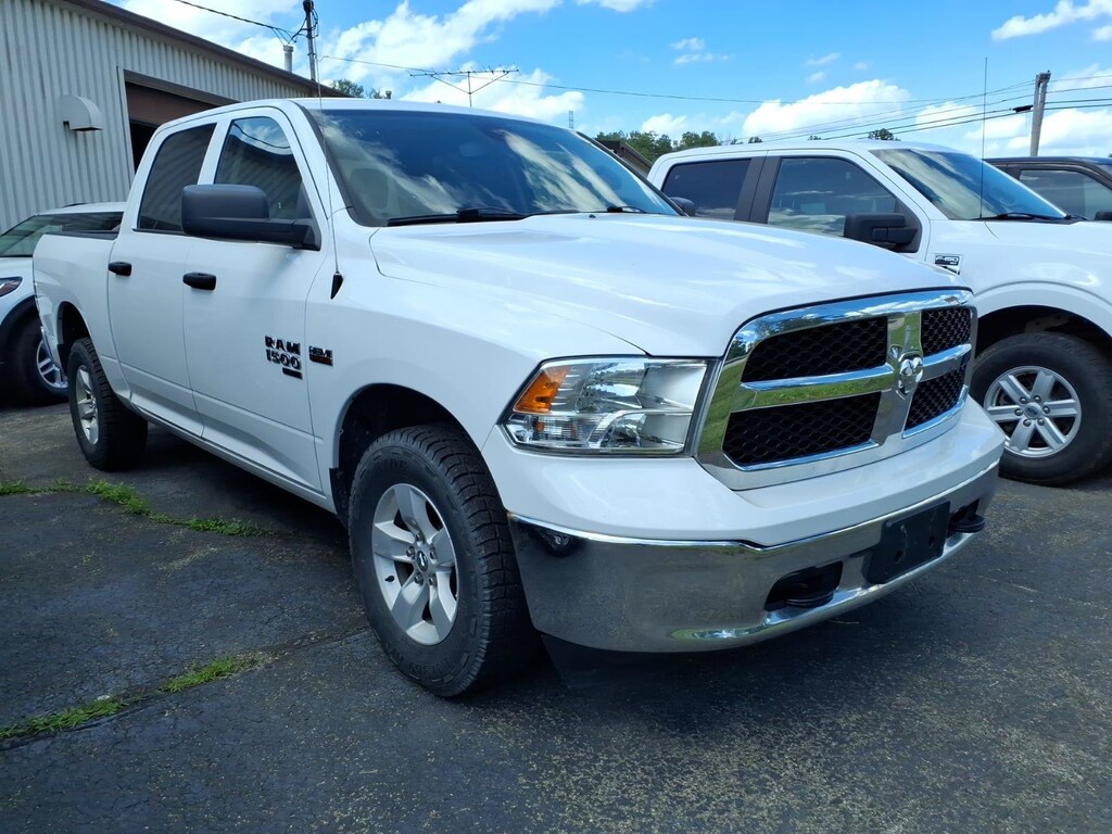 Used 2022 Ram 1500 Classic SLT SLT 4x4 Crew Cab 57 Box
