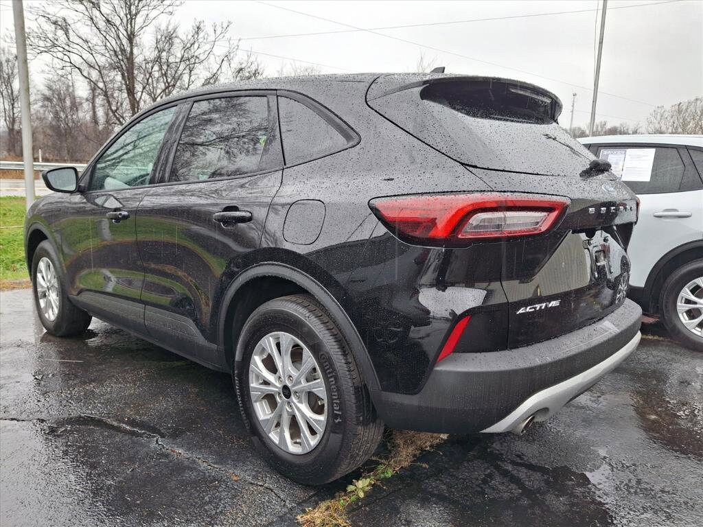 2025 Ford Escape Active photo 3