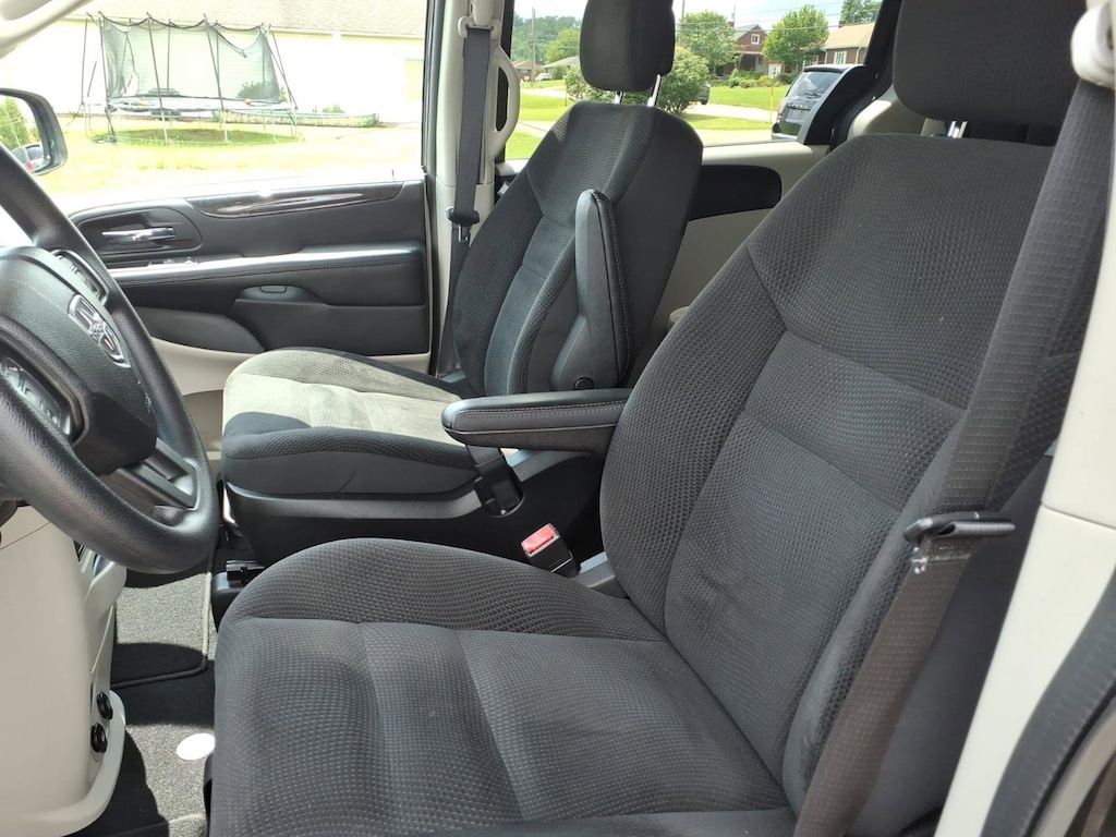 Used 2018 Dodge Grand Caravan SE Wagon