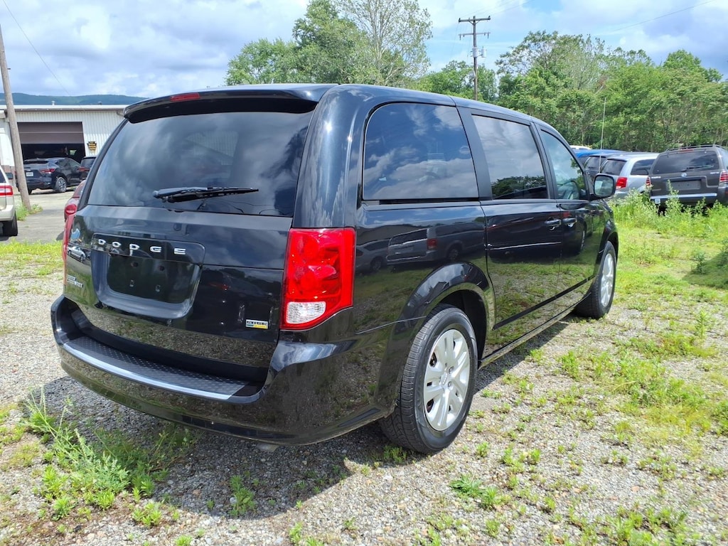 Used 2018 Dodge Grand Caravan SE Wagon