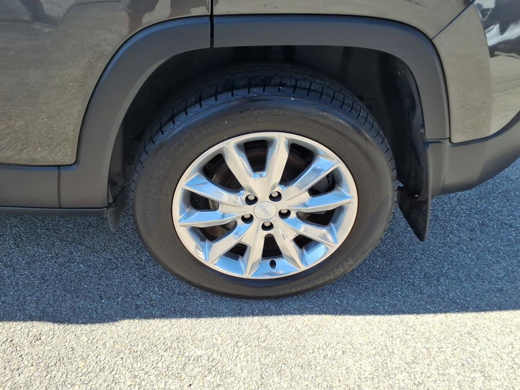 Used 2017 Jeep Cherokee Limited Limited 4x4