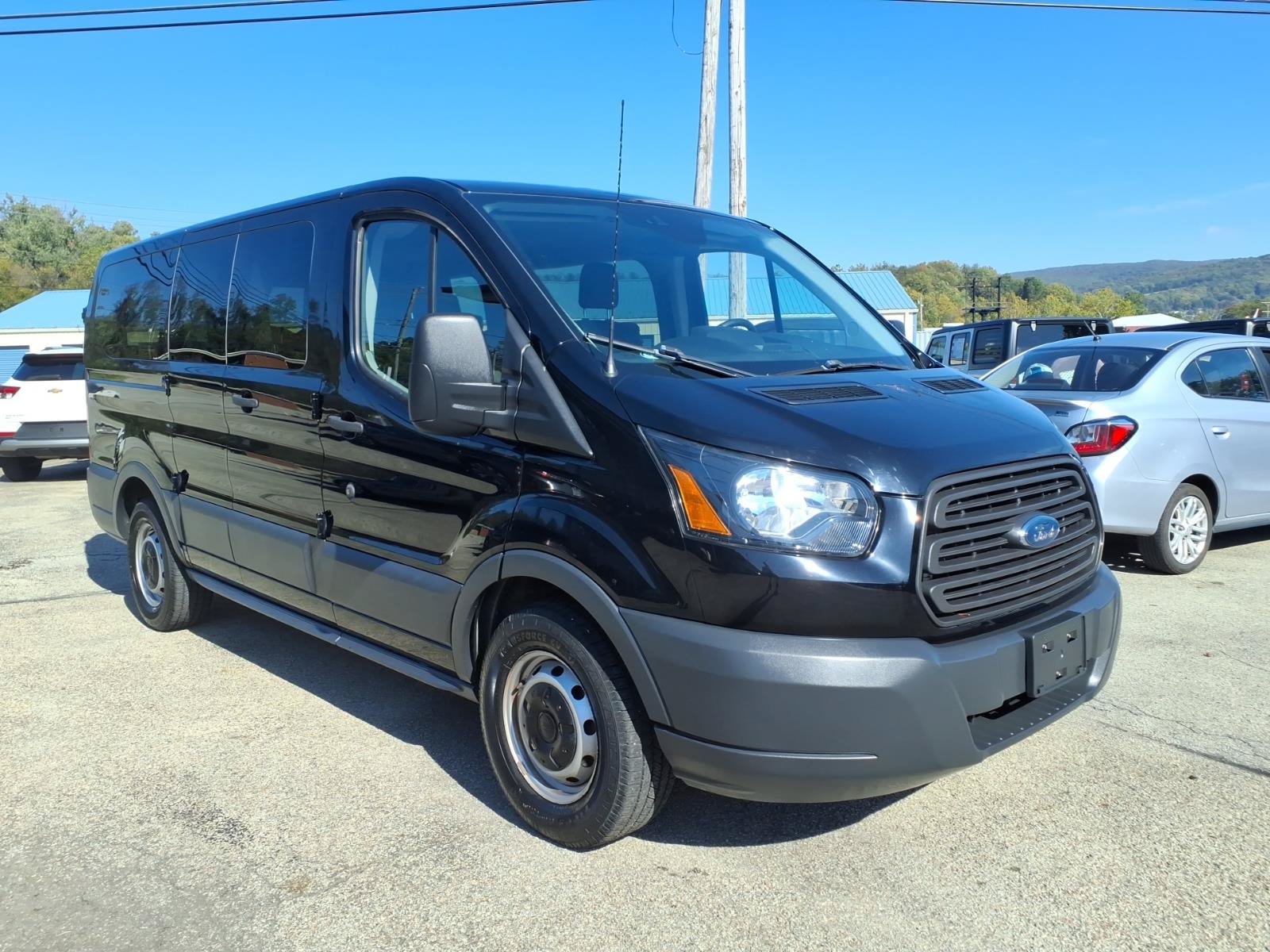 Used 2018 Ford Transit Passenger Wagon 150 XL