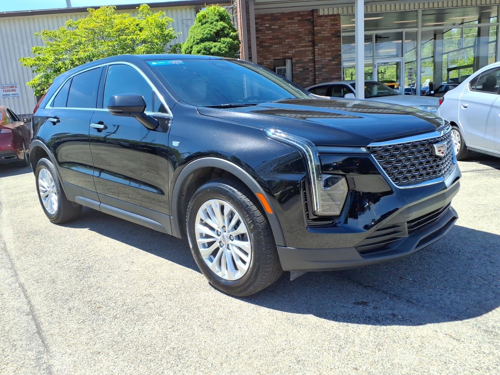 2024 Cadillac XT4 Luxury AWD's photo