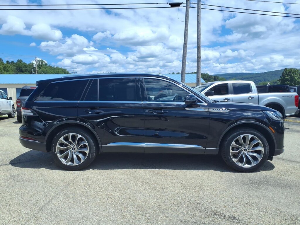 Used 2025 Lincoln Aviator Reserve Reserve AWD