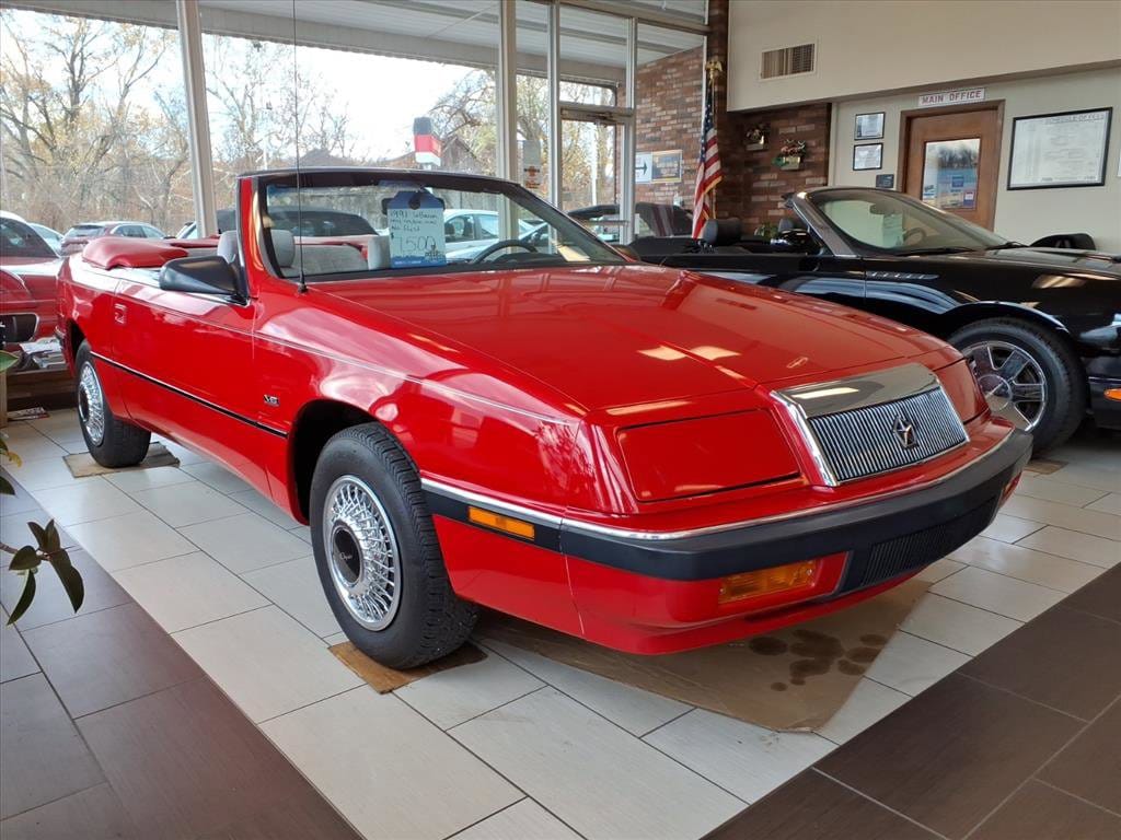 1991 Chrysler Lebaron's photo