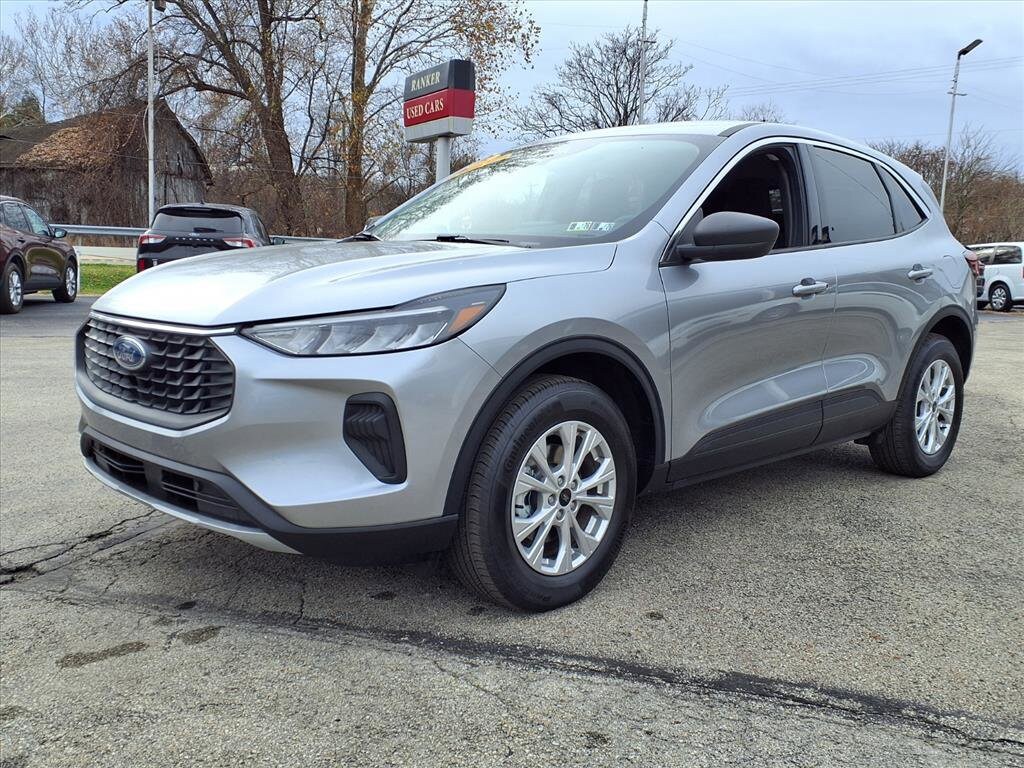 2023 Ford Escape Active photo 2