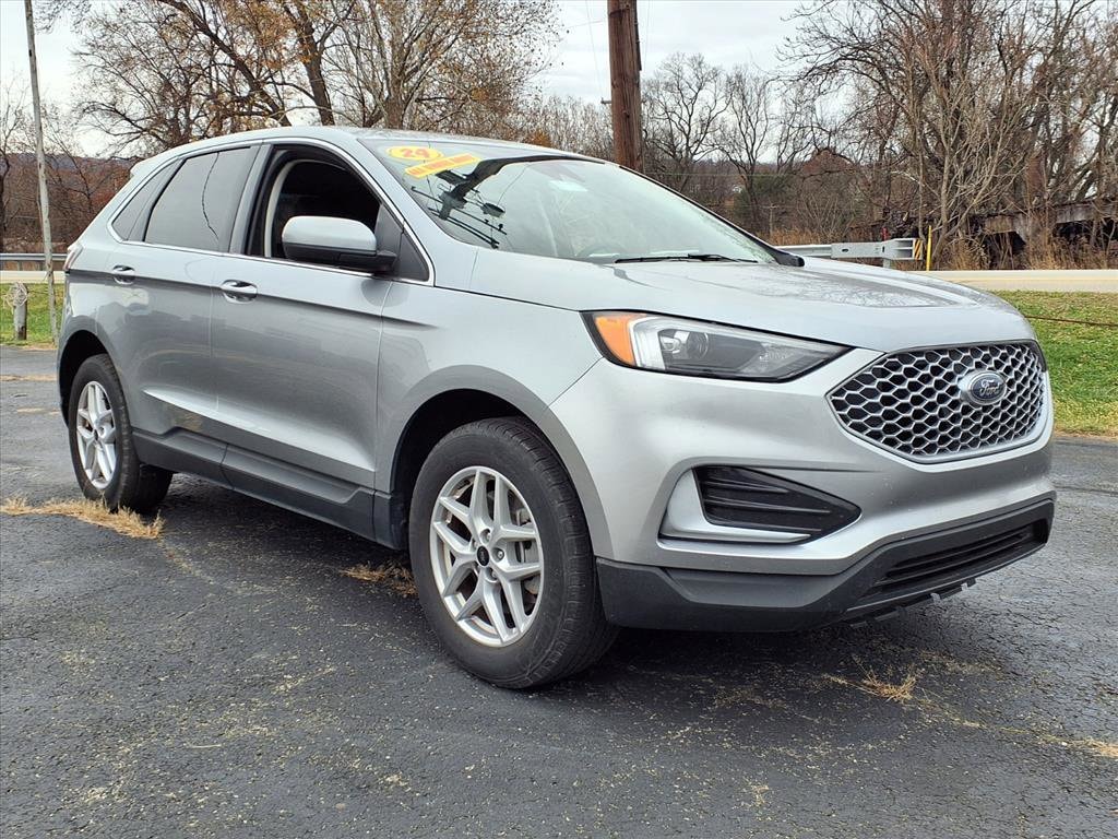 2024 Ford Edge SEL's photo