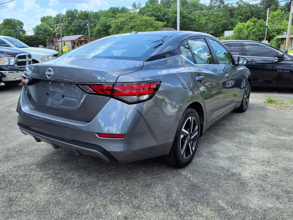 2024 Nissan Sentra SV photo 3