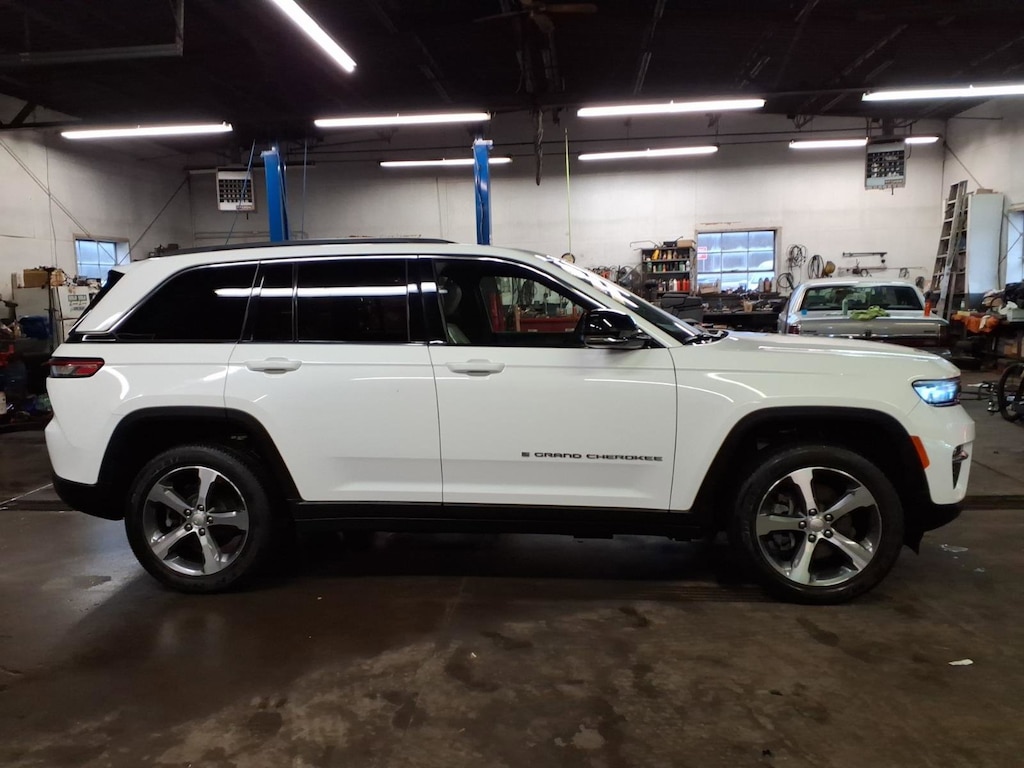 Used 2023 Jeep Grand Cherokee 4xe 4xe 4x4