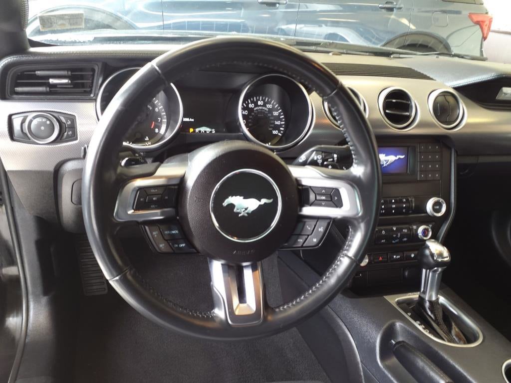 2021 Ford Mustang GT - Photo 6