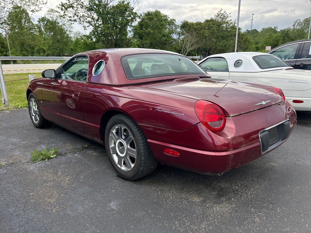 2004 Ford Thunderbird Deluxe photo 3