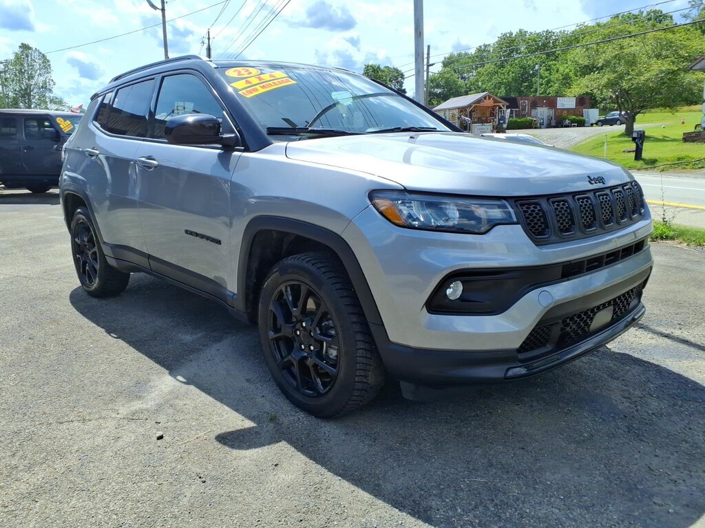 Used 2023 Jeep Compass Altitude Altitude 4x4