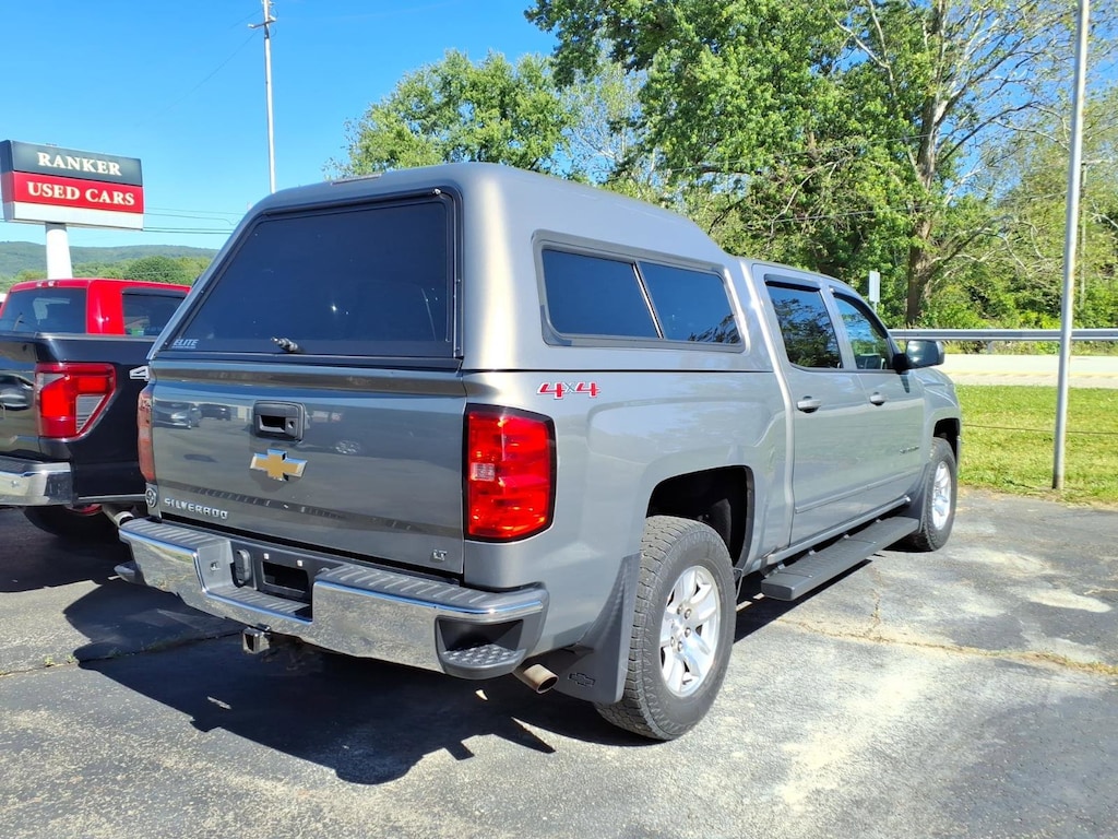 Used 2017 Chevrolet Silverado 1500 LT 4WD Crew Cab 143.5 LT w/1LT