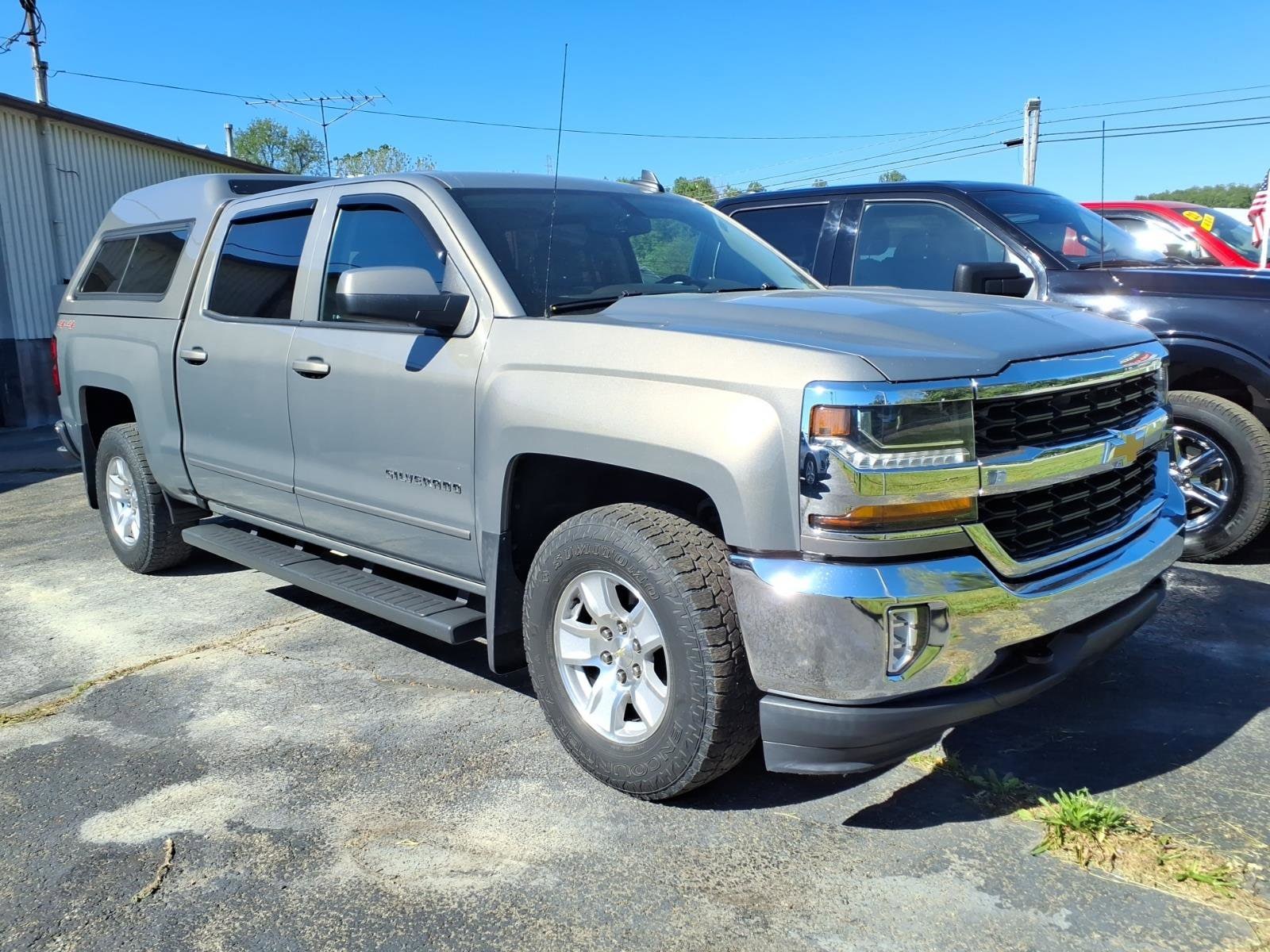 2017 Chevrolet Silverado 1500 LT 4X4 Crew Cab Short Box's photo