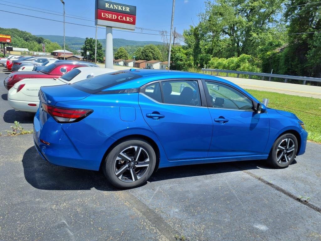 2024 Nissan Sentra SV photo 2