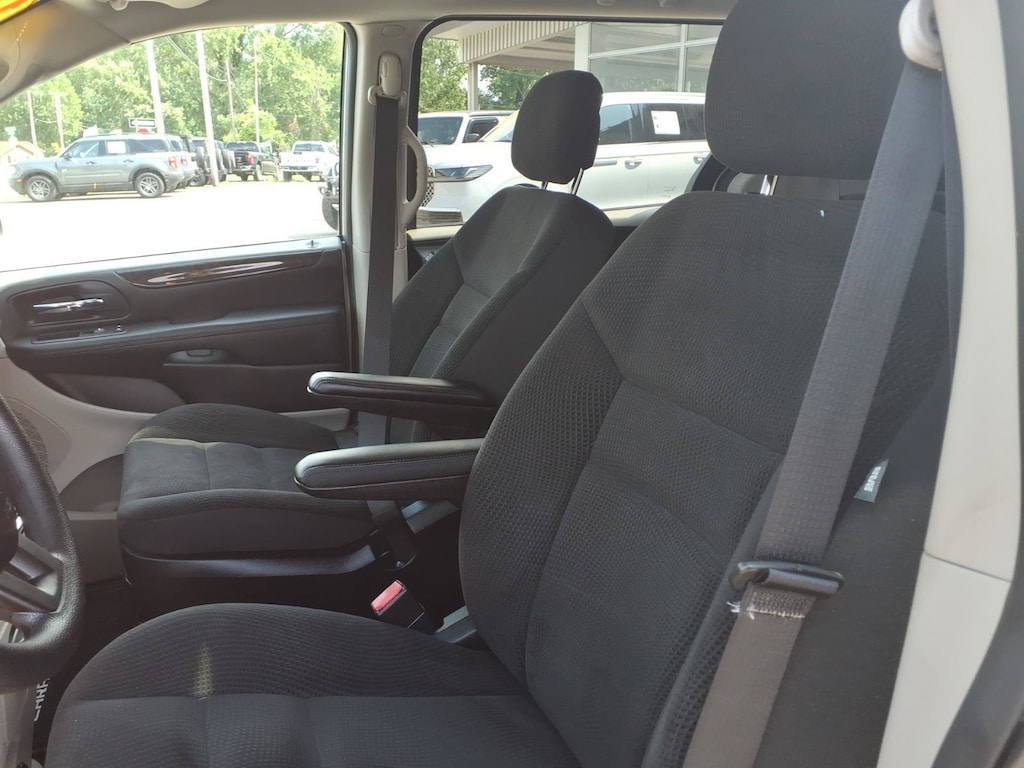 Used 2018 Dodge Grand Caravan SE Wagon