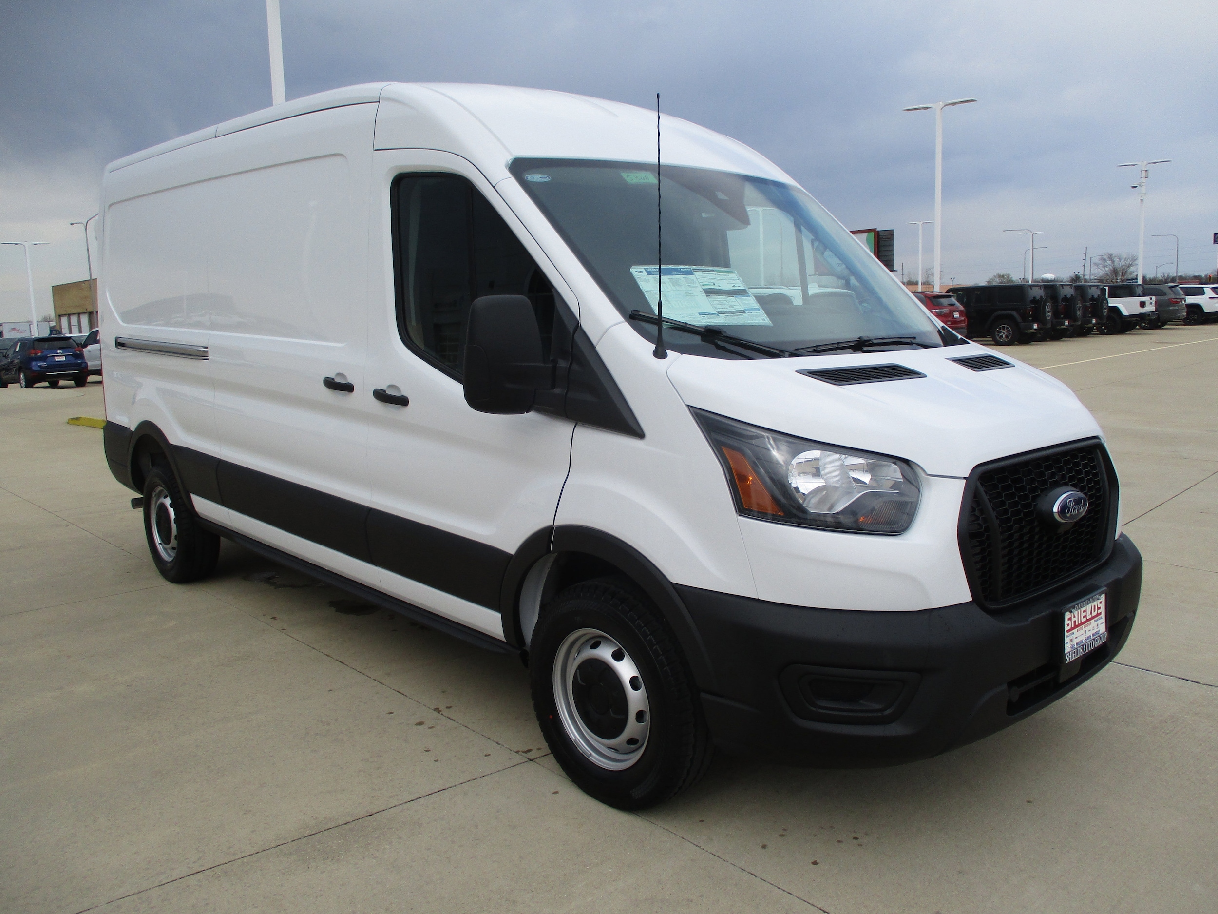 2025 Ford Transit Van Base - Photo 8